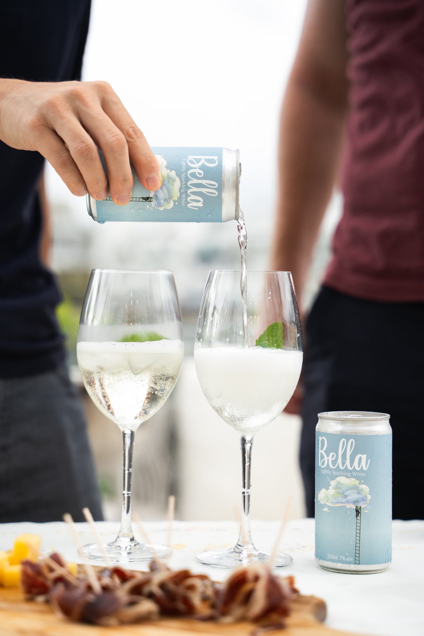 Bella - Sparkling White Wine - Niagara - 12 Pack